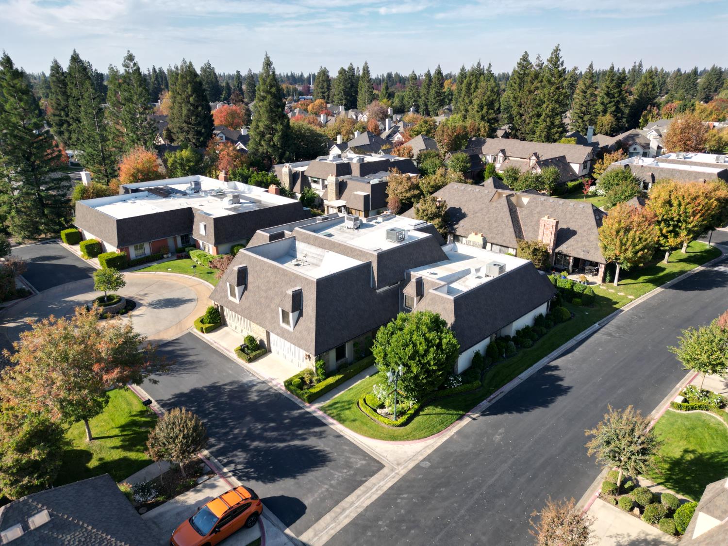 2964 W Canterbury Ct, Fresno, CA 93711