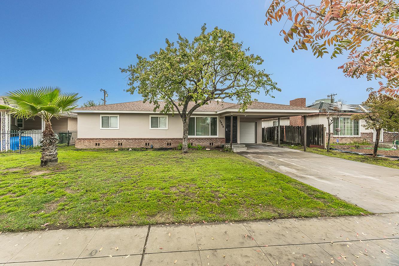 3945 E Cortland Ave, Fresno, CA 93726