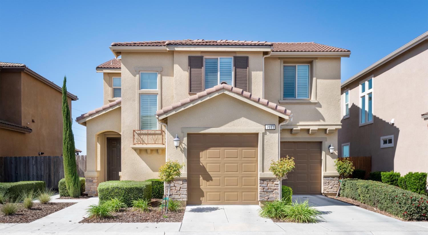 7093 N Astoria Dr, Fresno, CA 93722