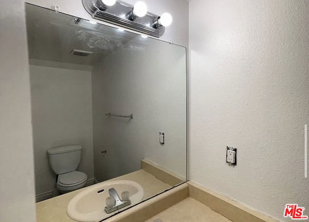 4781 N Polk Ave #125, Fresno, CA 93722