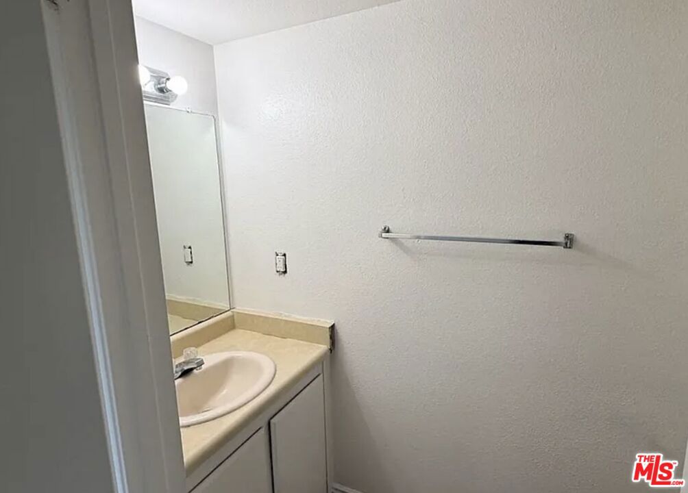 4781 N Polk Ave #125, Fresno, CA 93722