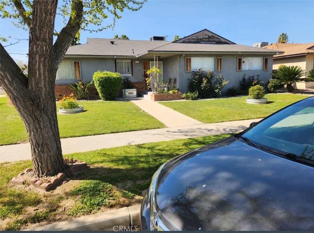 5419 N Callisch, Fresno, CA 93710