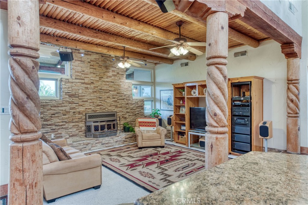 17433 El Dorado, Madera, CA 93636