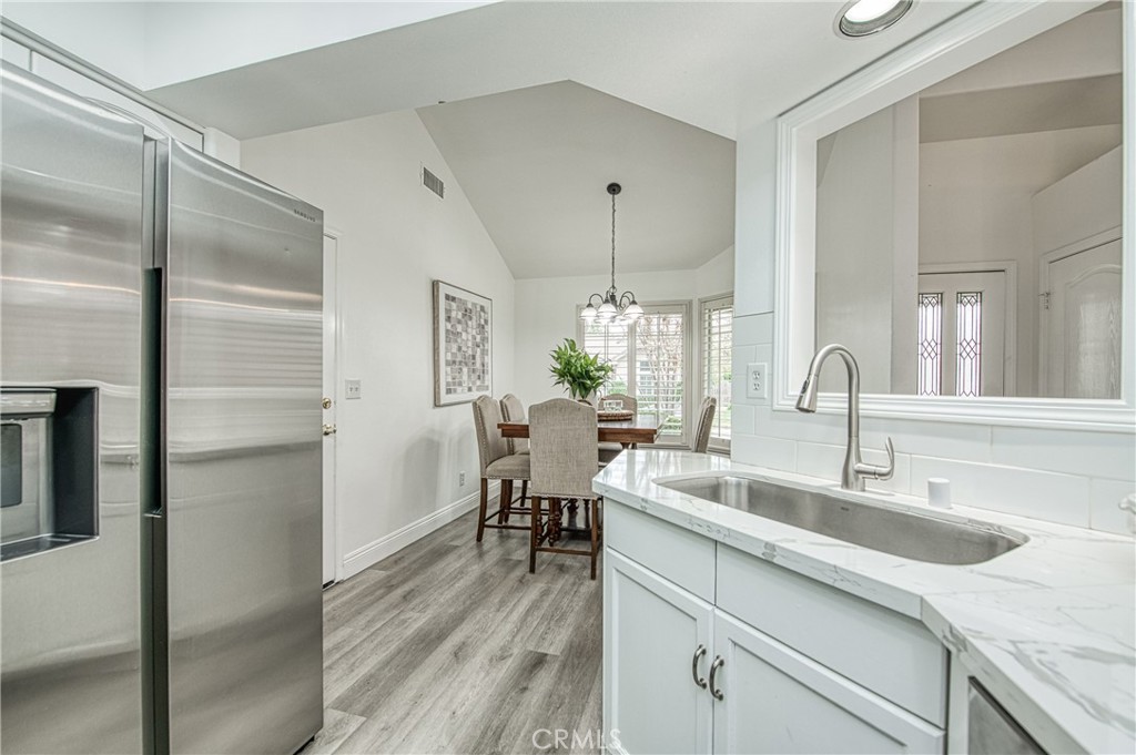 9225 N Bramwell St, Fresno, CA 93720