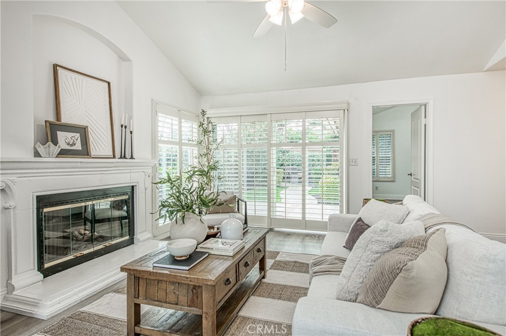 9225 N Bramwell St, Fresno, CA 93720