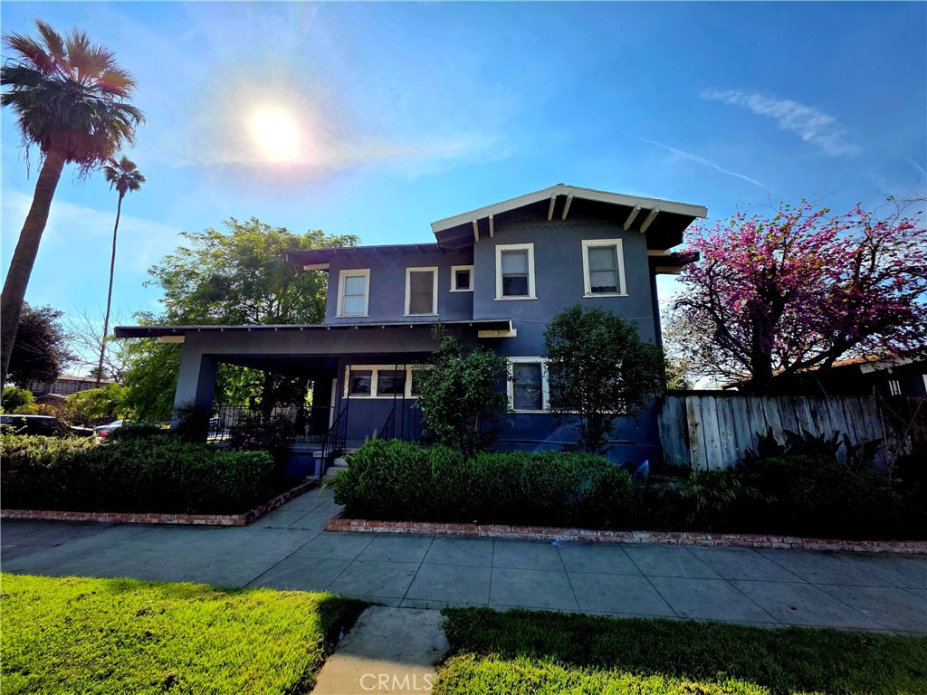 3463 E Kerckhoff, Fresno, CA 93702