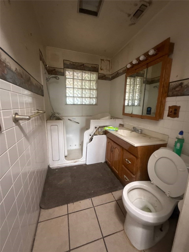 3598 W Franklin Ave, Fresno, CA 93706