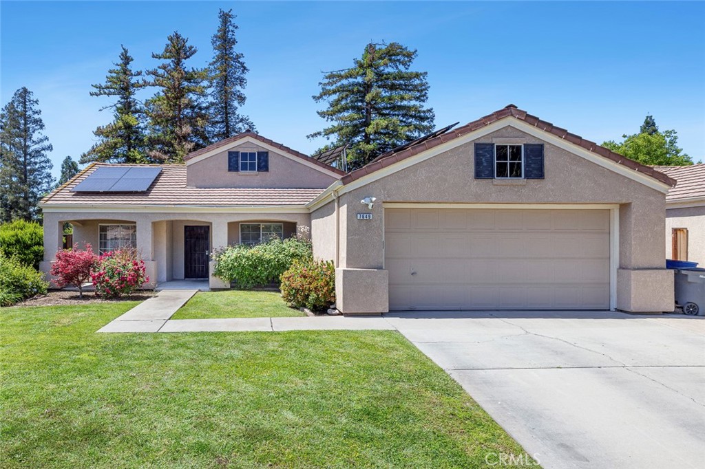 7649 N Baird, Fresno, CA 93720