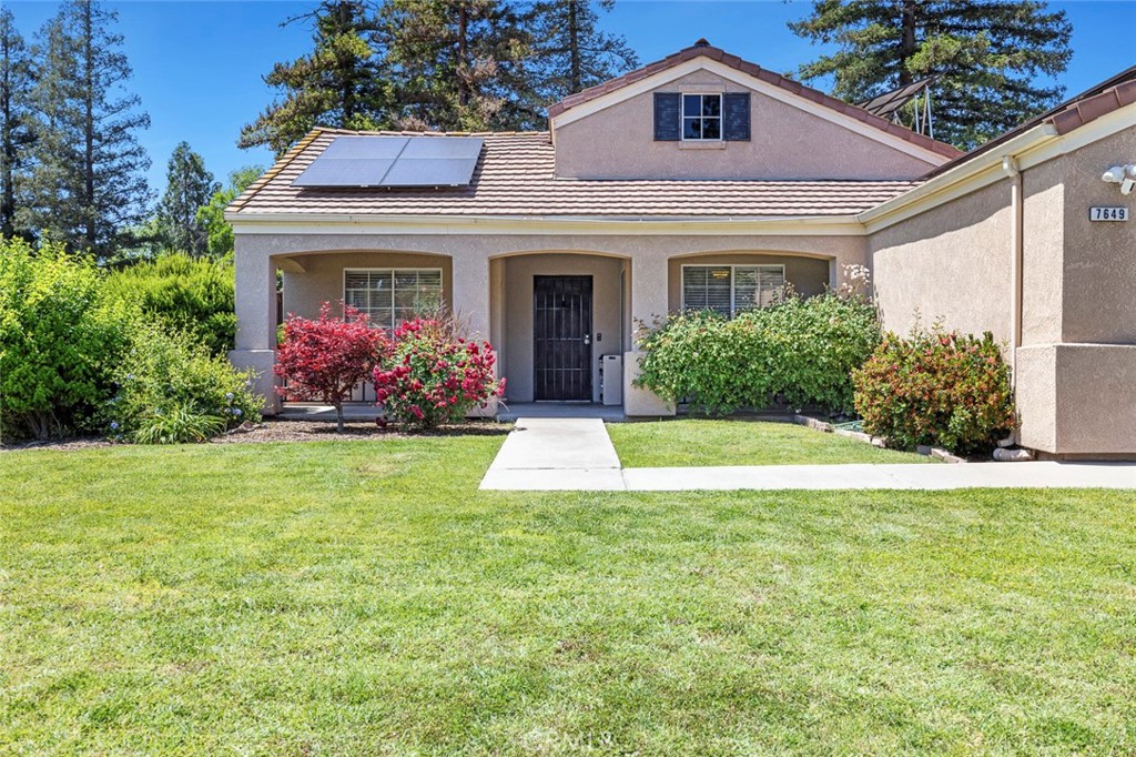7649 N Baird, Fresno, CA 93720