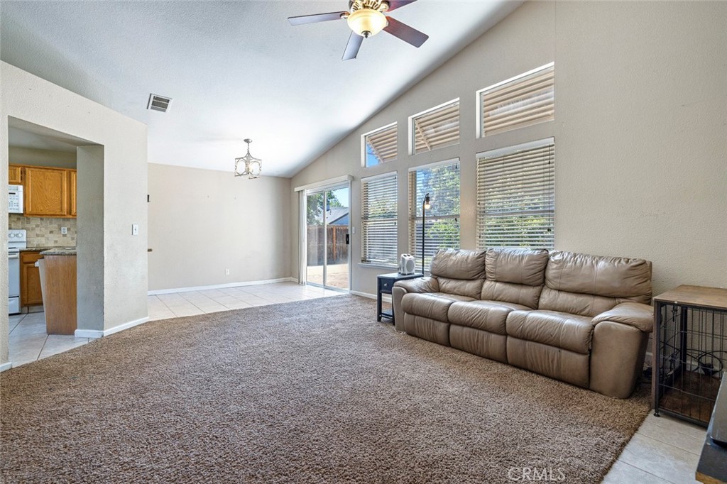 7649 N Baird, Fresno, CA 93720