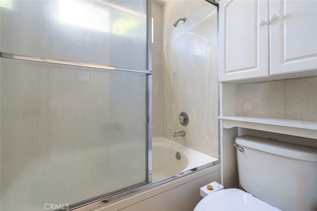 7649 N Baird, Fresno, CA 93720