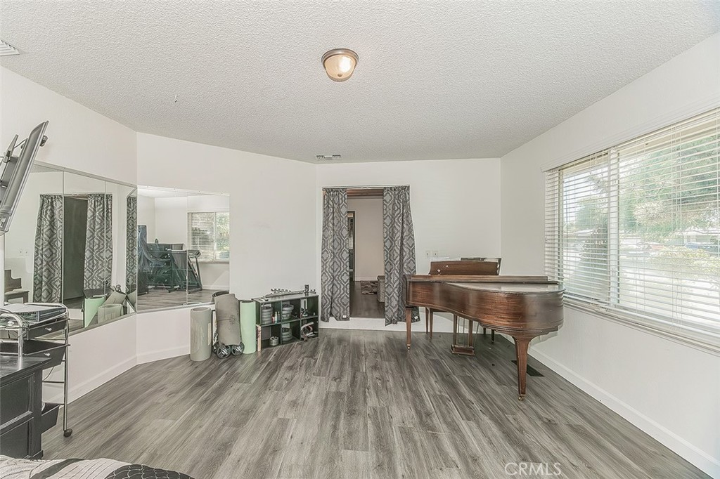 6326 N Bergeron, Fresno, CA 93704