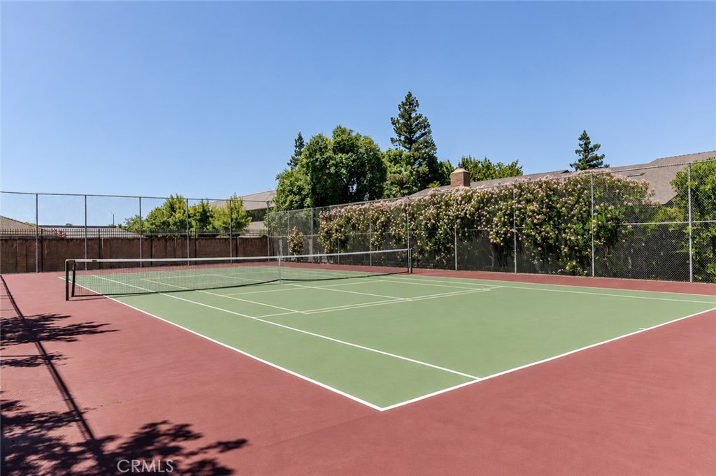 5031 N Van Ness, Fresno, CA 93711