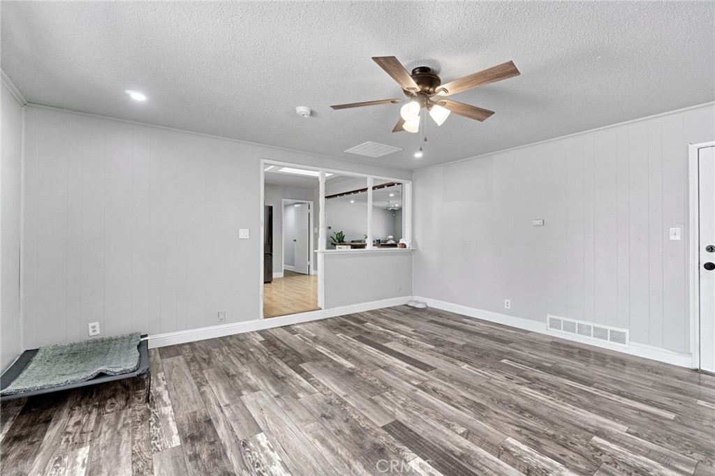 5761 N Callisch, Fresno, CA 93710
