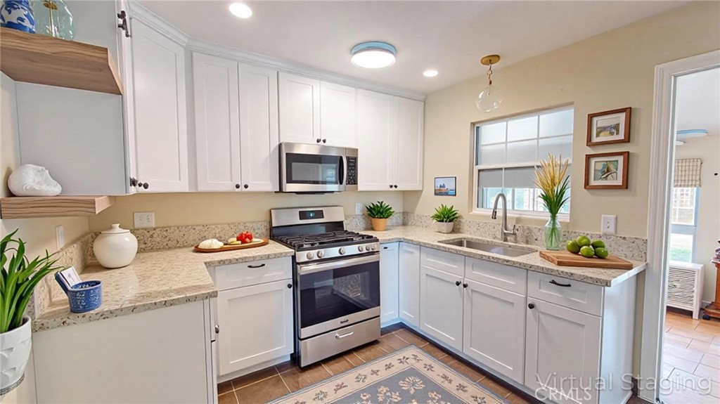 1014 W Andrews, Fresno, CA 93705