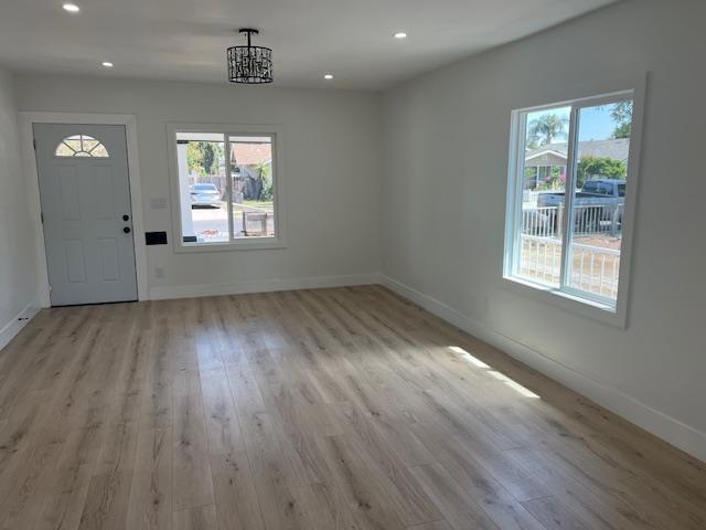 1275 N Farris Ave, Fresno, CA 93728