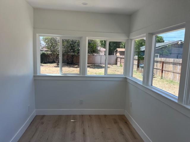 1275 N Farris Ave, Fresno, CA 93728