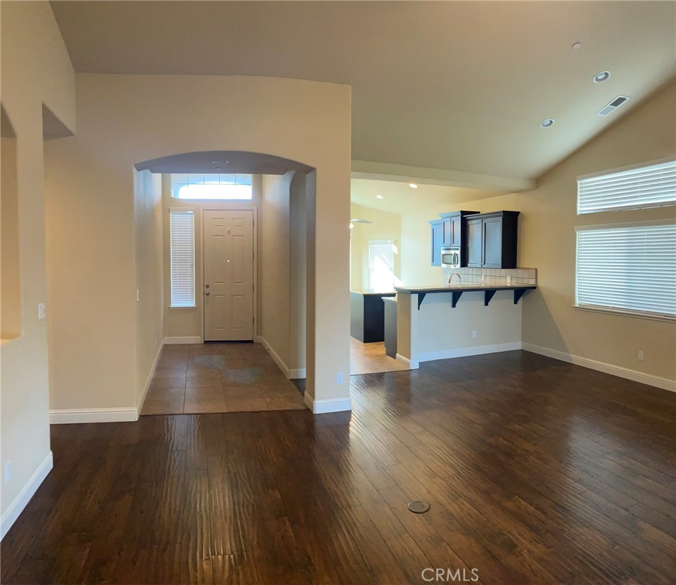 7911 N Fine, Fresno, CA 93720