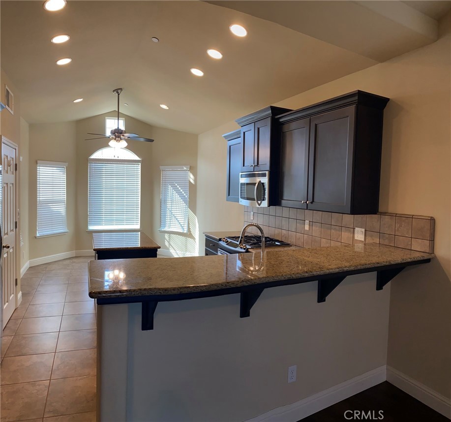 7911 N Fine, Fresno, CA 93720