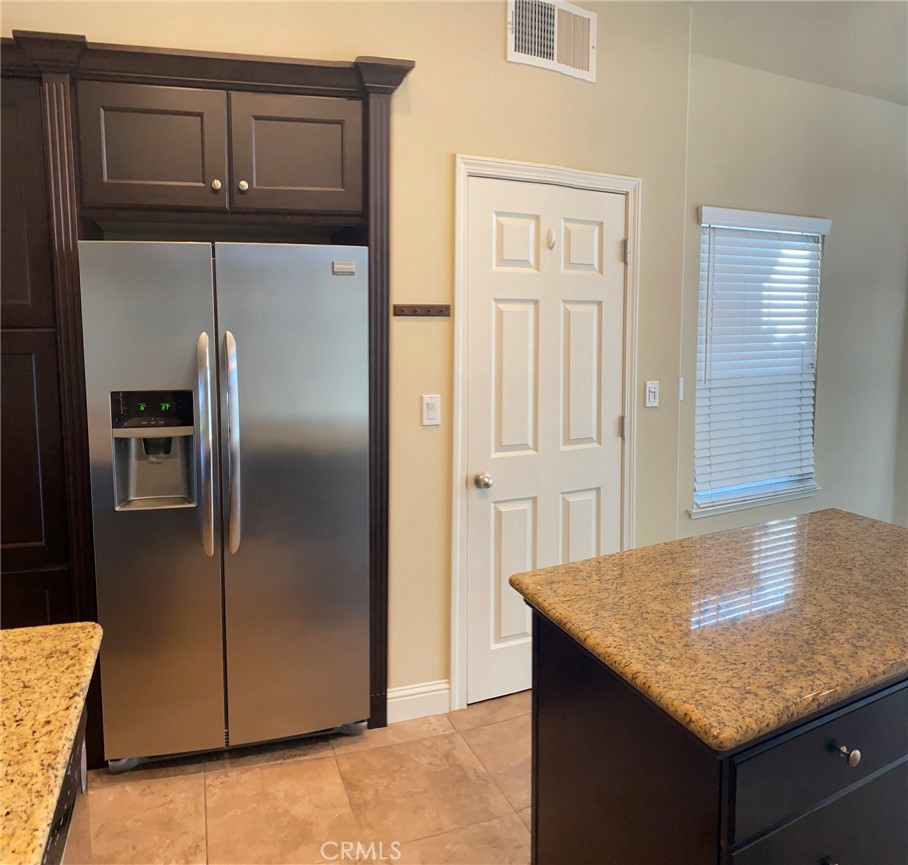 7911 N Fine, Fresno, CA 93720