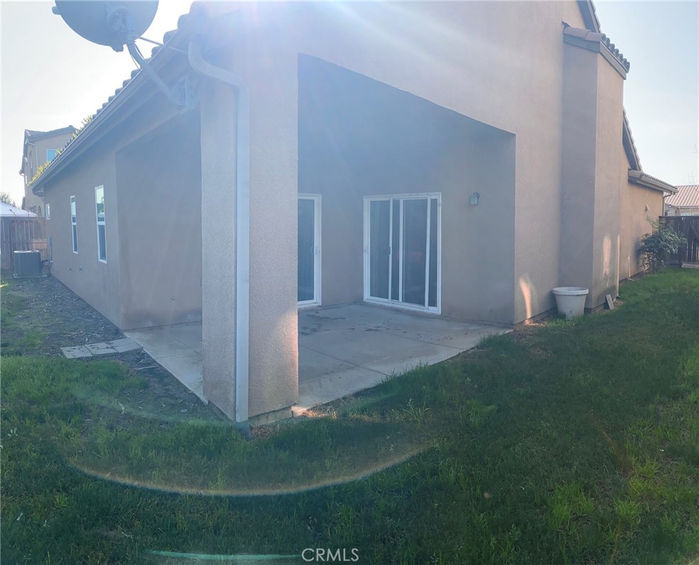 7911 N Fine, Fresno, CA 93720