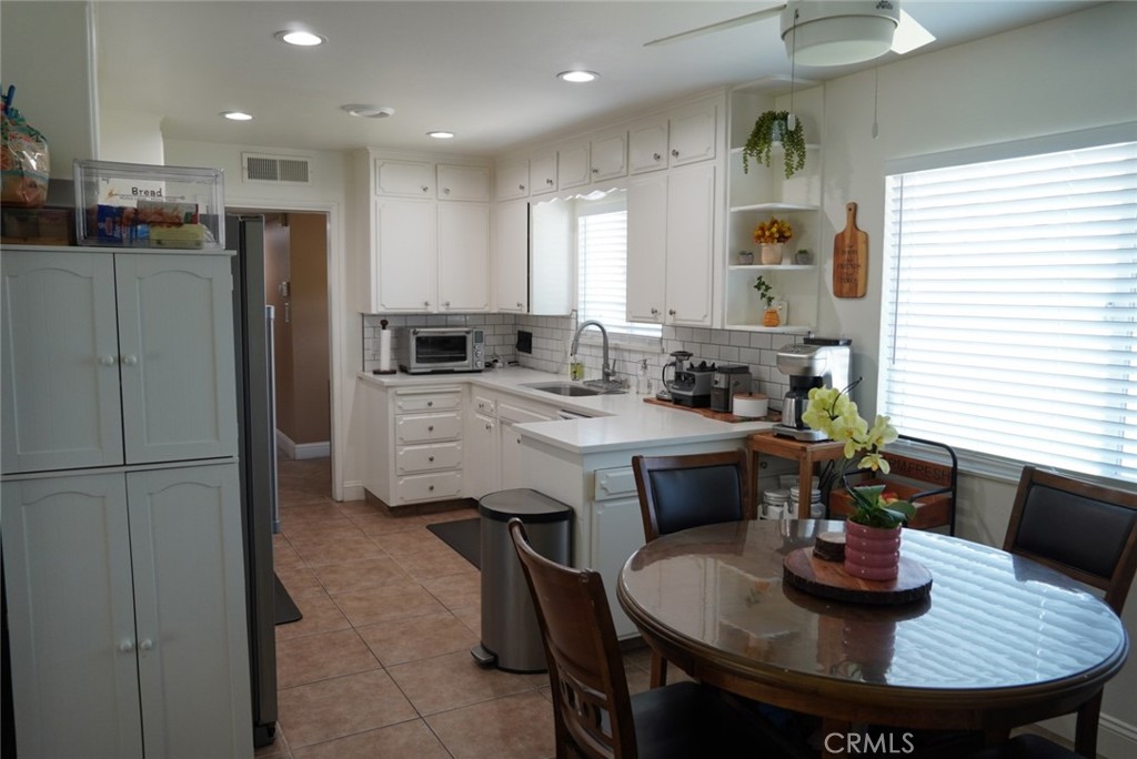 6281 N 9th, Fresno, CA 93710