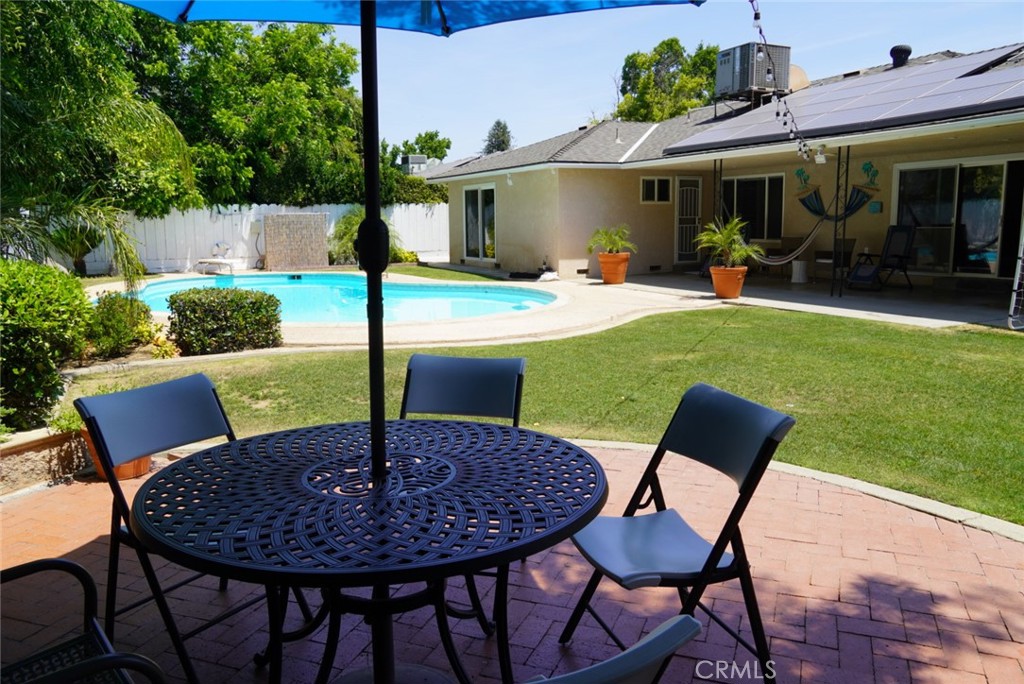 6281 N 9th, Fresno, CA 93710