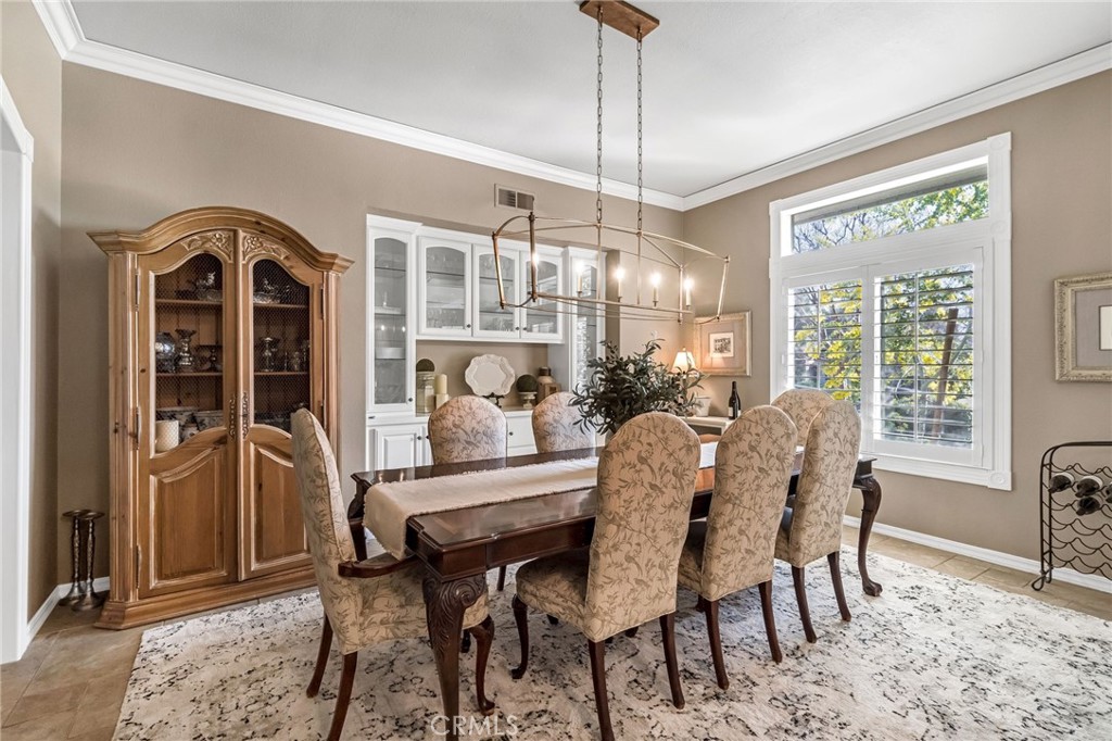 906 E Sutton, Fresno, CA 93720