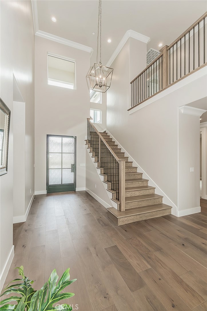 11421 N Live Oak Dr, Fresno, CA 93730