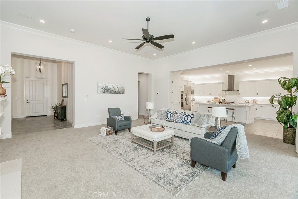 11609 N Sandy Par, Fresno, CA 93730