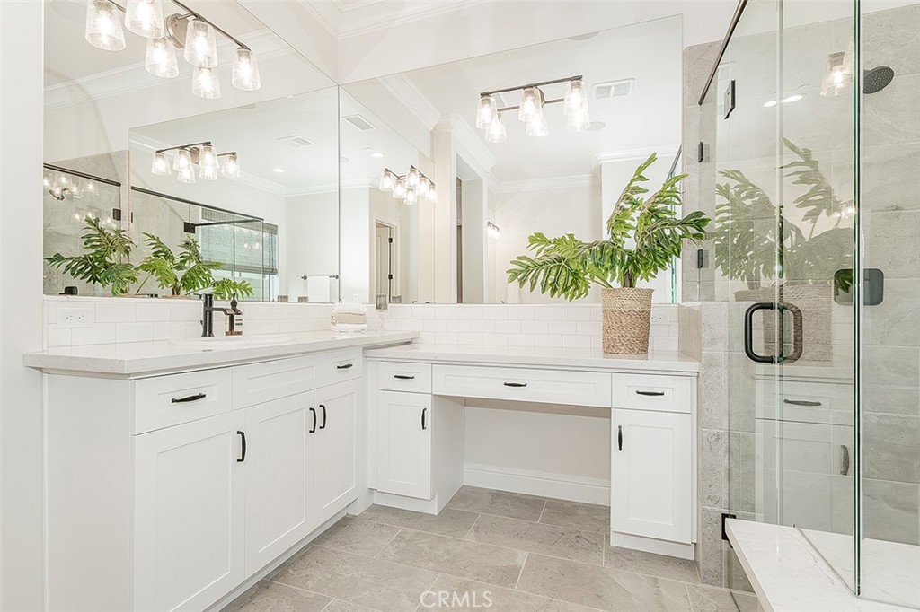 11609 N Sandy Par, Fresno, CA 93730