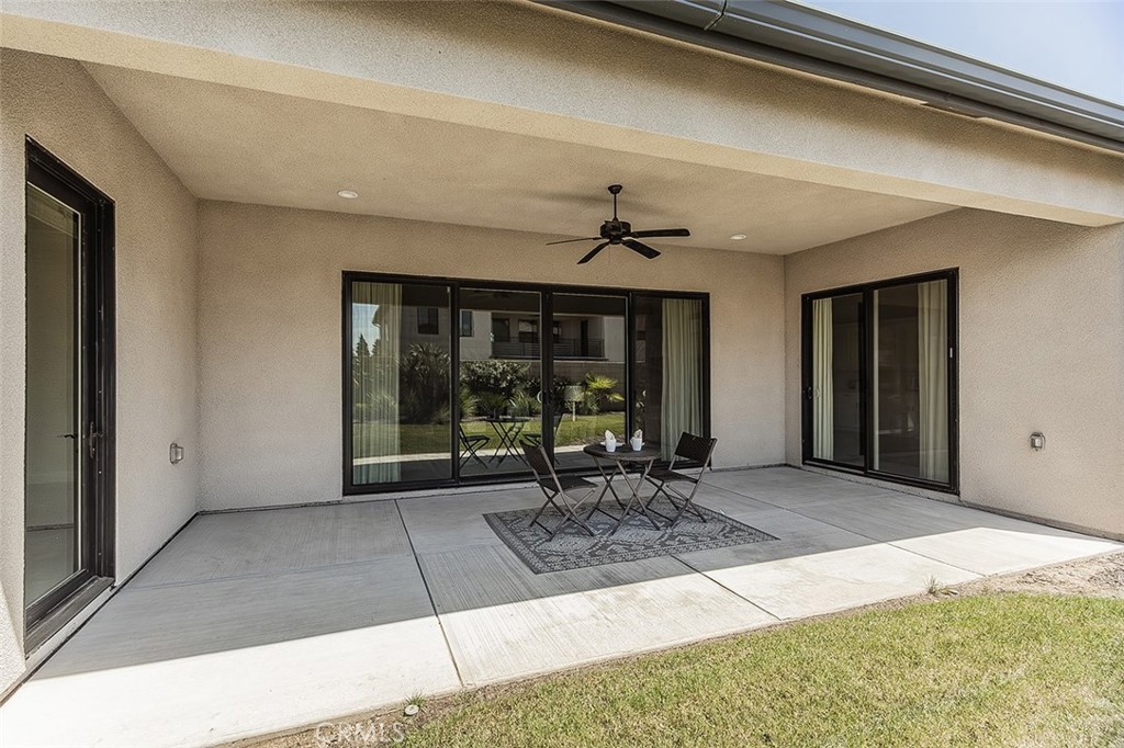 11609 N Sandy Par, Fresno, CA 93730