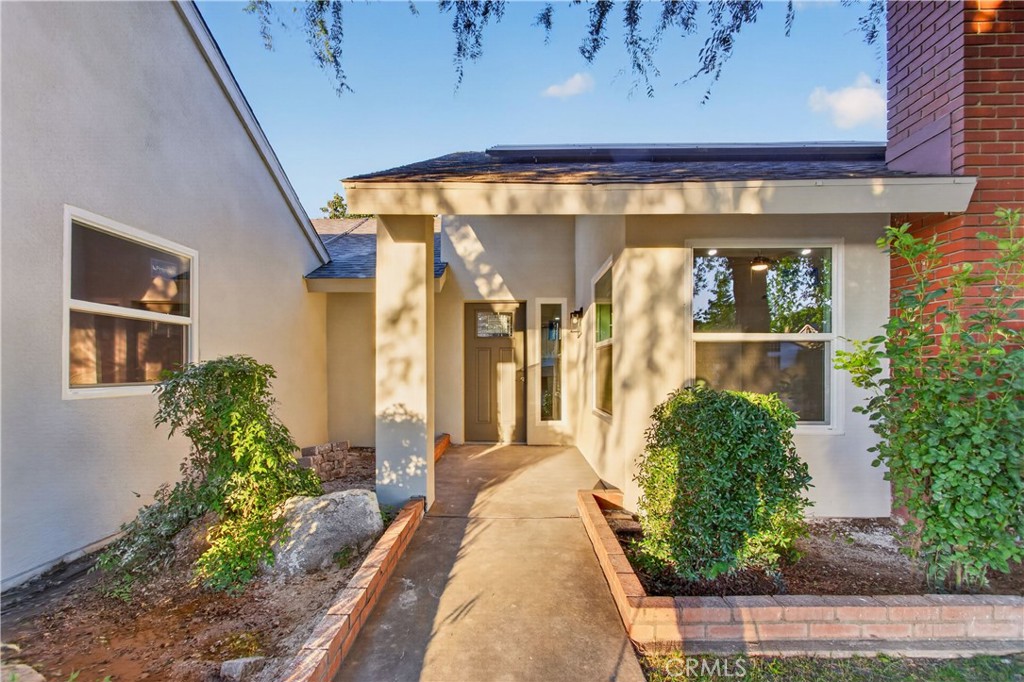 8082 N Sherman, Fresno, CA 93720