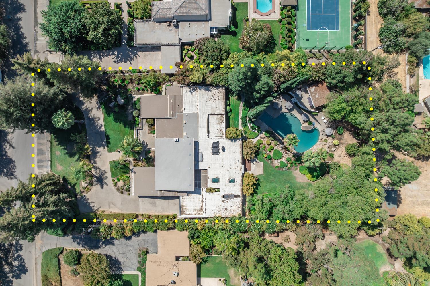 5287 N Sequoia Dr, Fresno, CA 93711