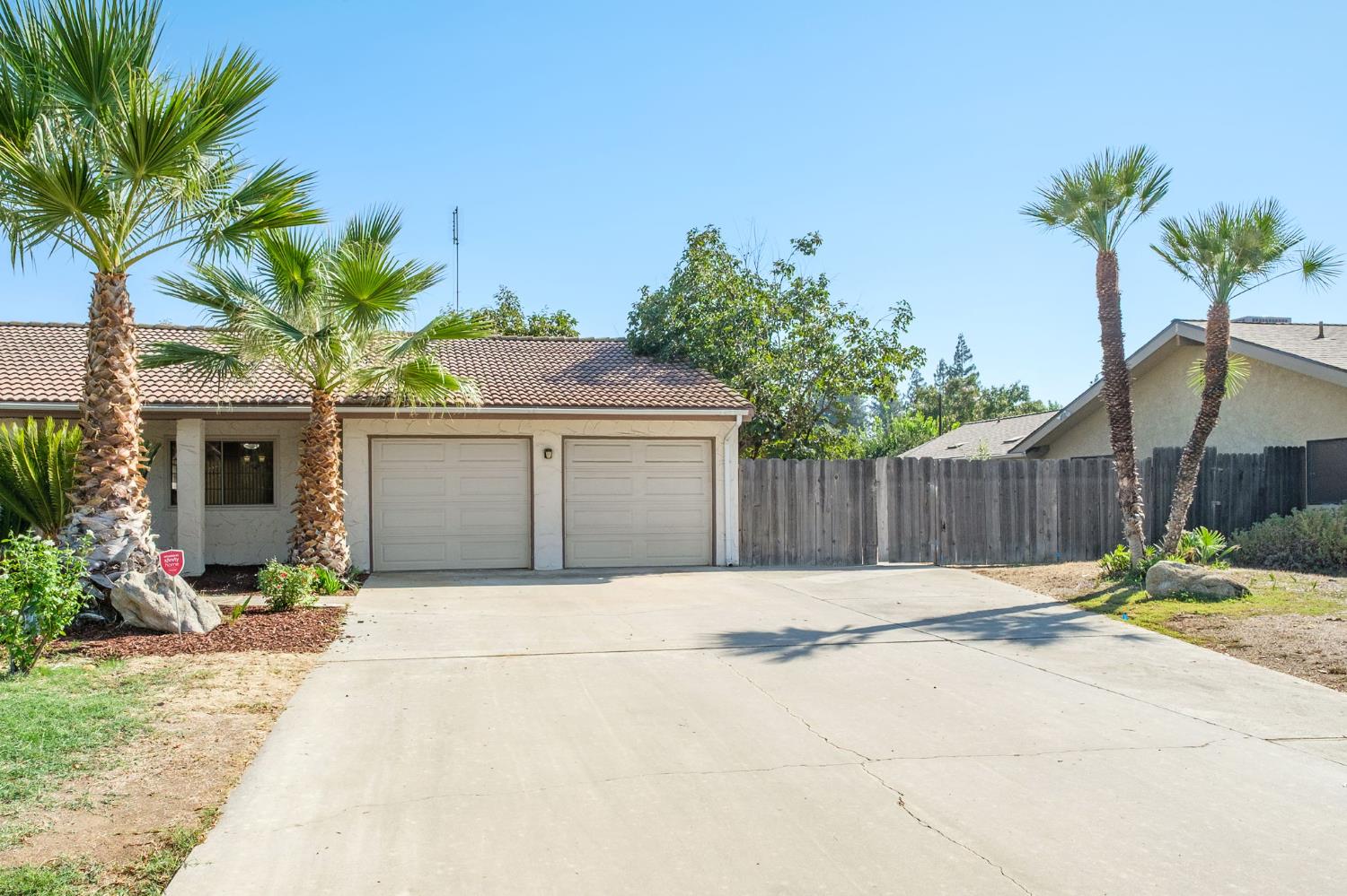 5238 E Townsend Ave, Fresno, CA 93727