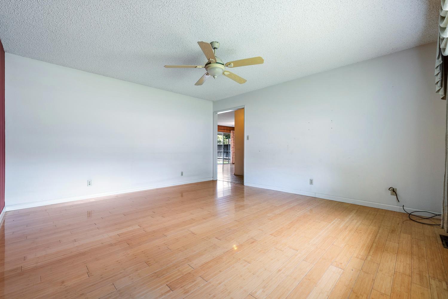 738 E Fremont Ave, Fresno, CA 93710