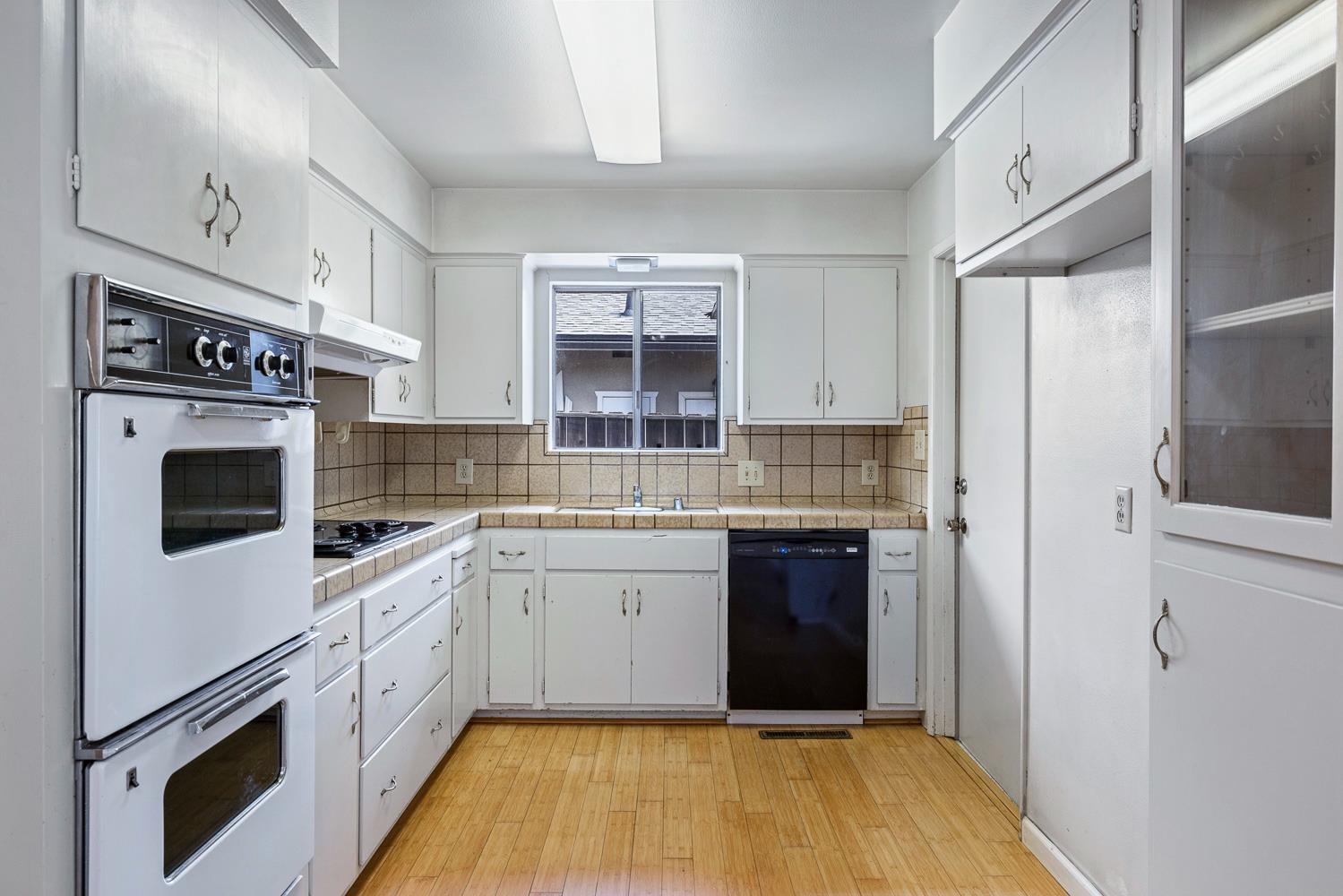 738 E Fremont Ave, Fresno, CA 93710