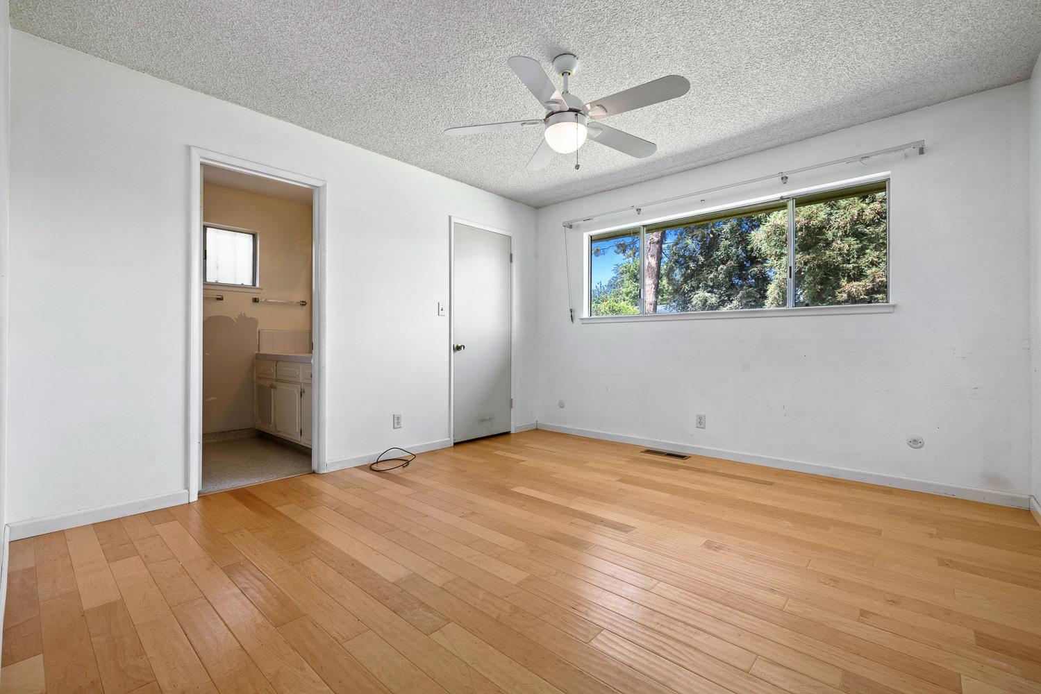 738 E Fremont Ave, Fresno, CA 93710