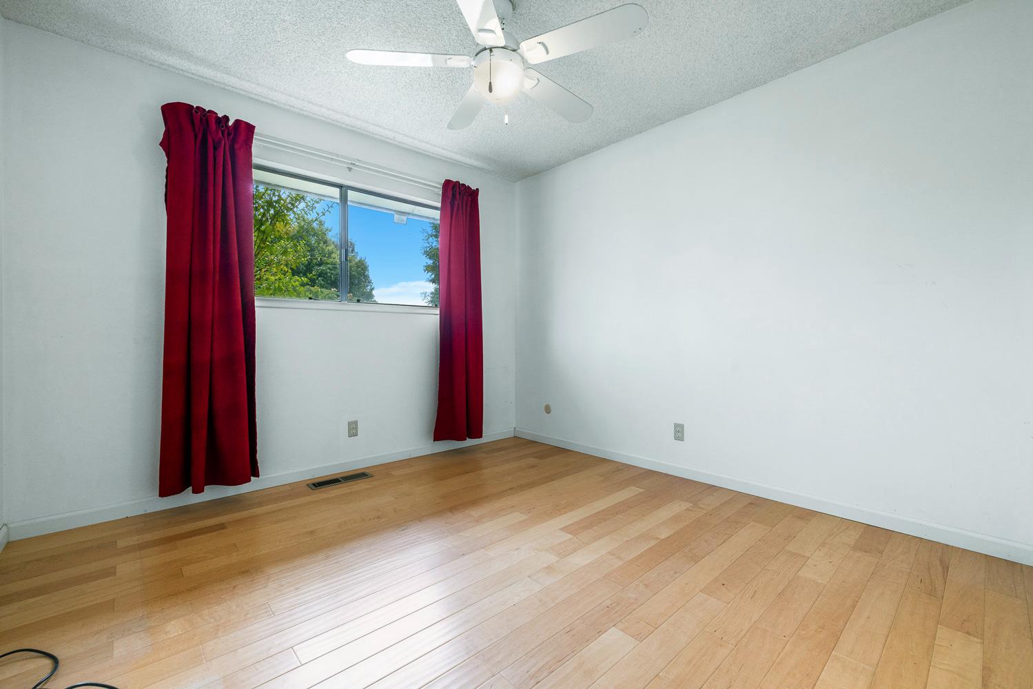 738 E Fremont Ave, Fresno, CA 93710