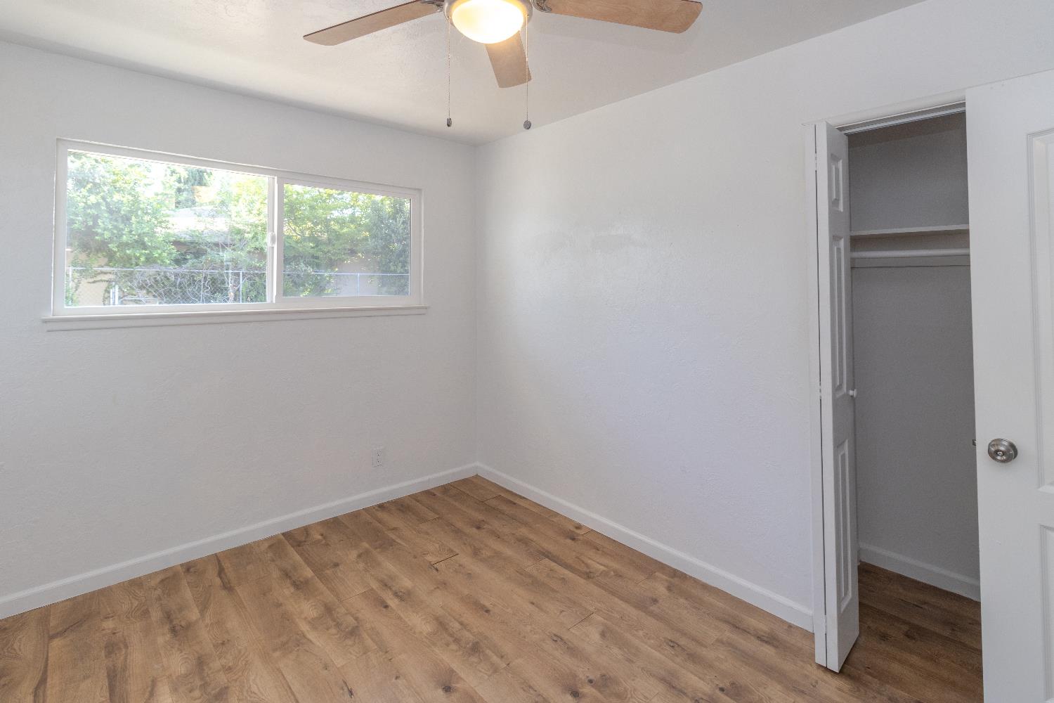 3625 E Bellaire Way, Fresno, CA 93726