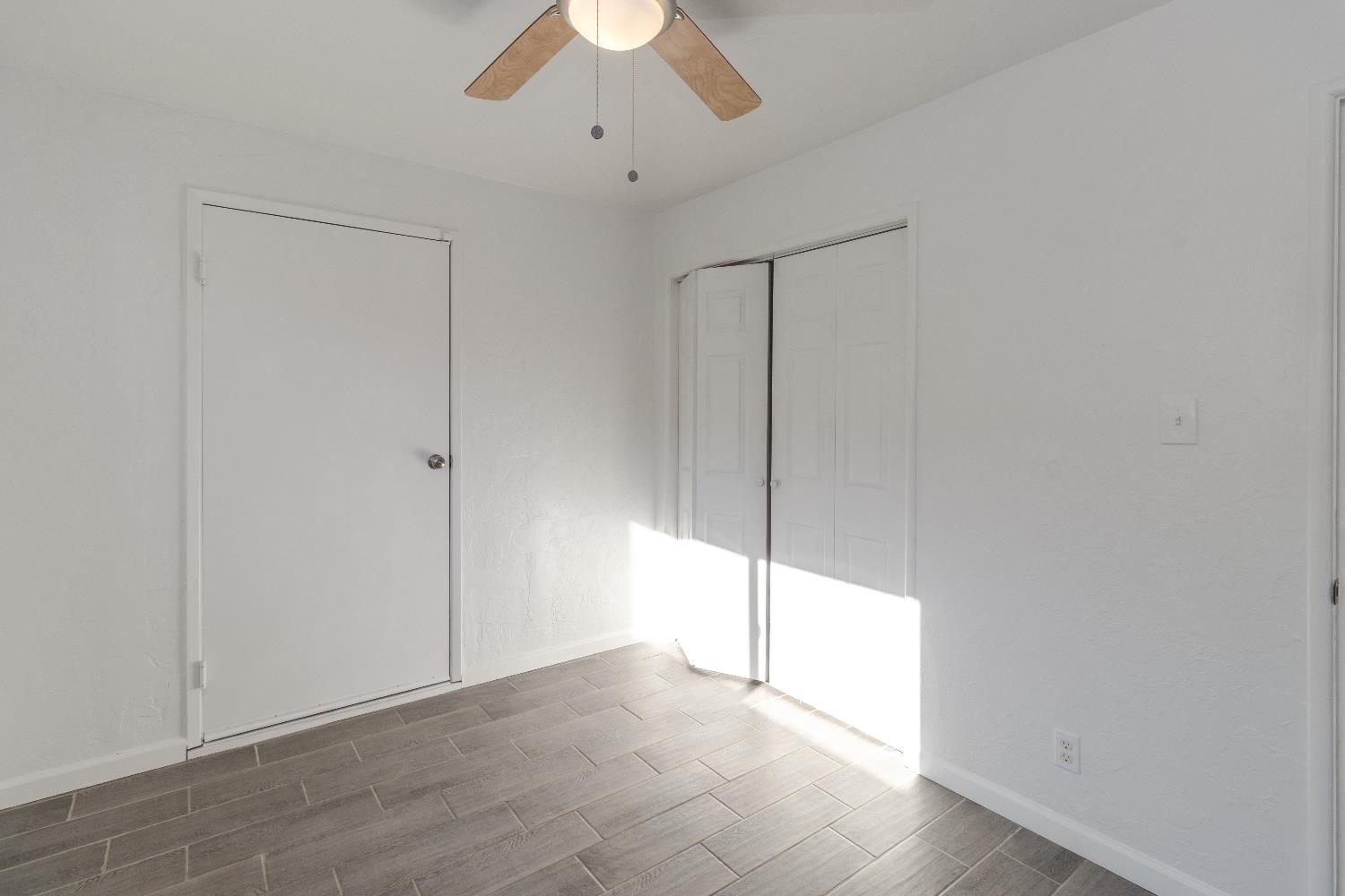 3625 E Bellaire Way, Fresno, CA 93726