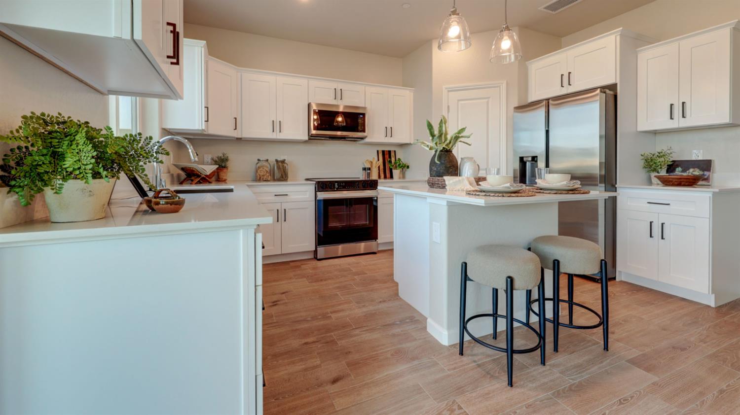 7102 W Ashcroft Ave, Fresno, CA 93723