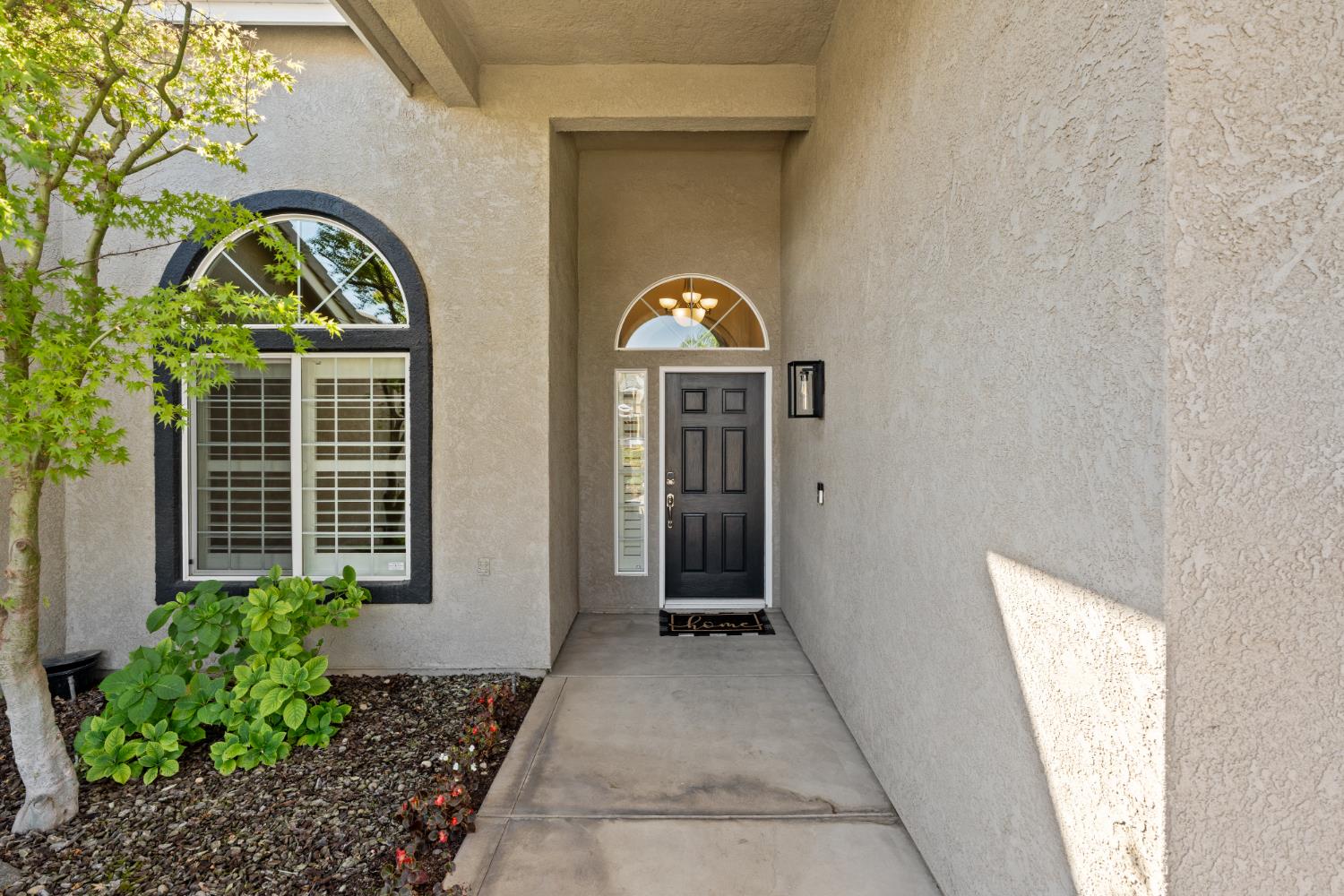5049 W Locust Ave, Fresno, CA 93722
