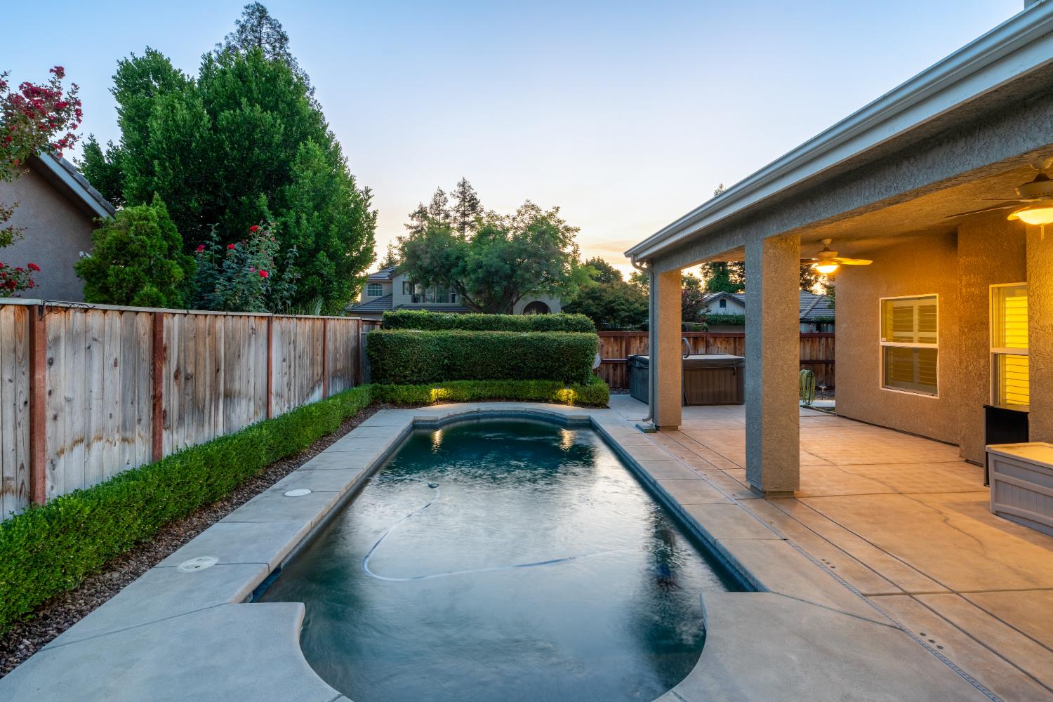 5049 W Locust Ave, Fresno, CA 93722