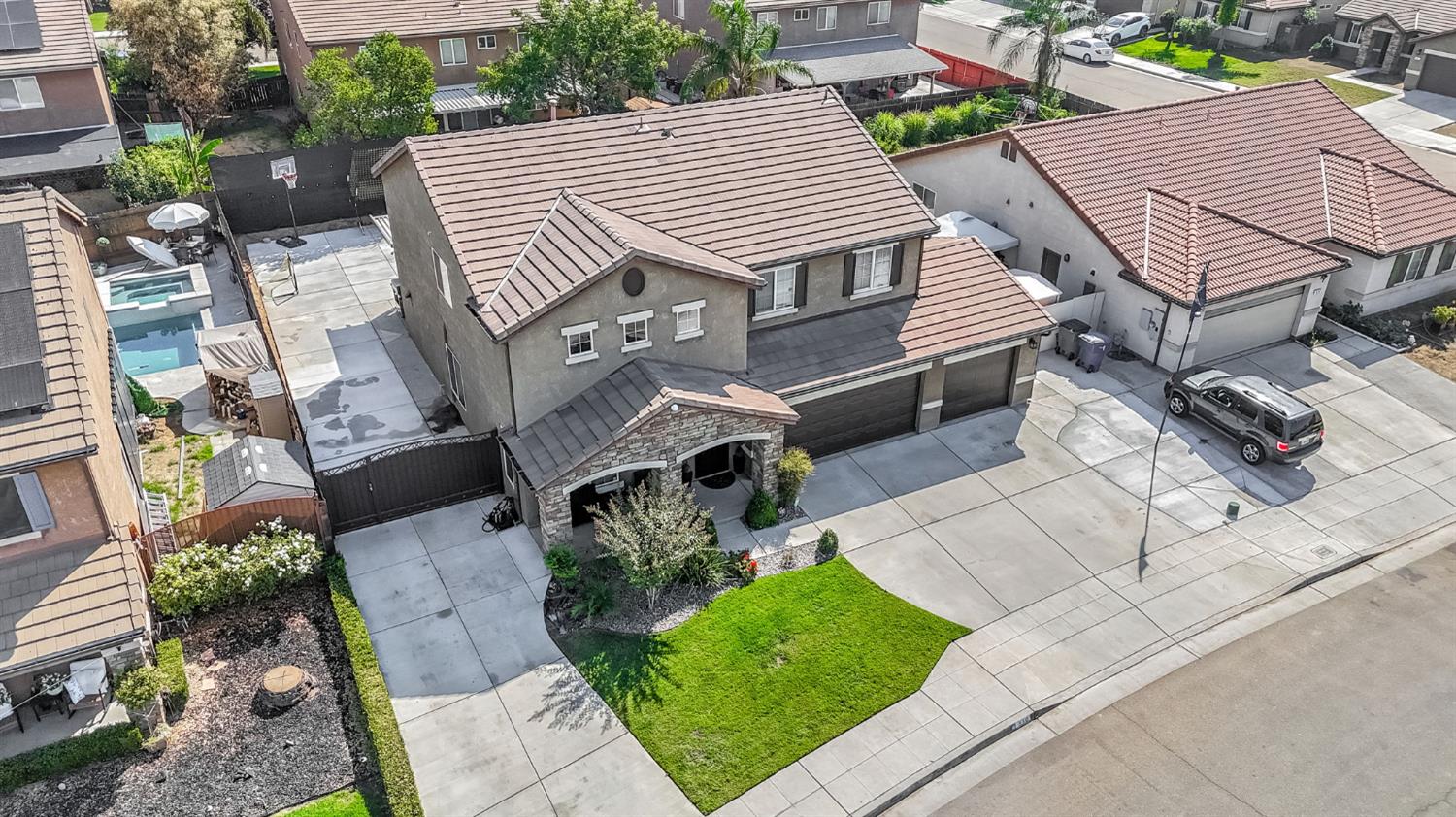 810 S Cypress Ave, Fresno, CA 93727