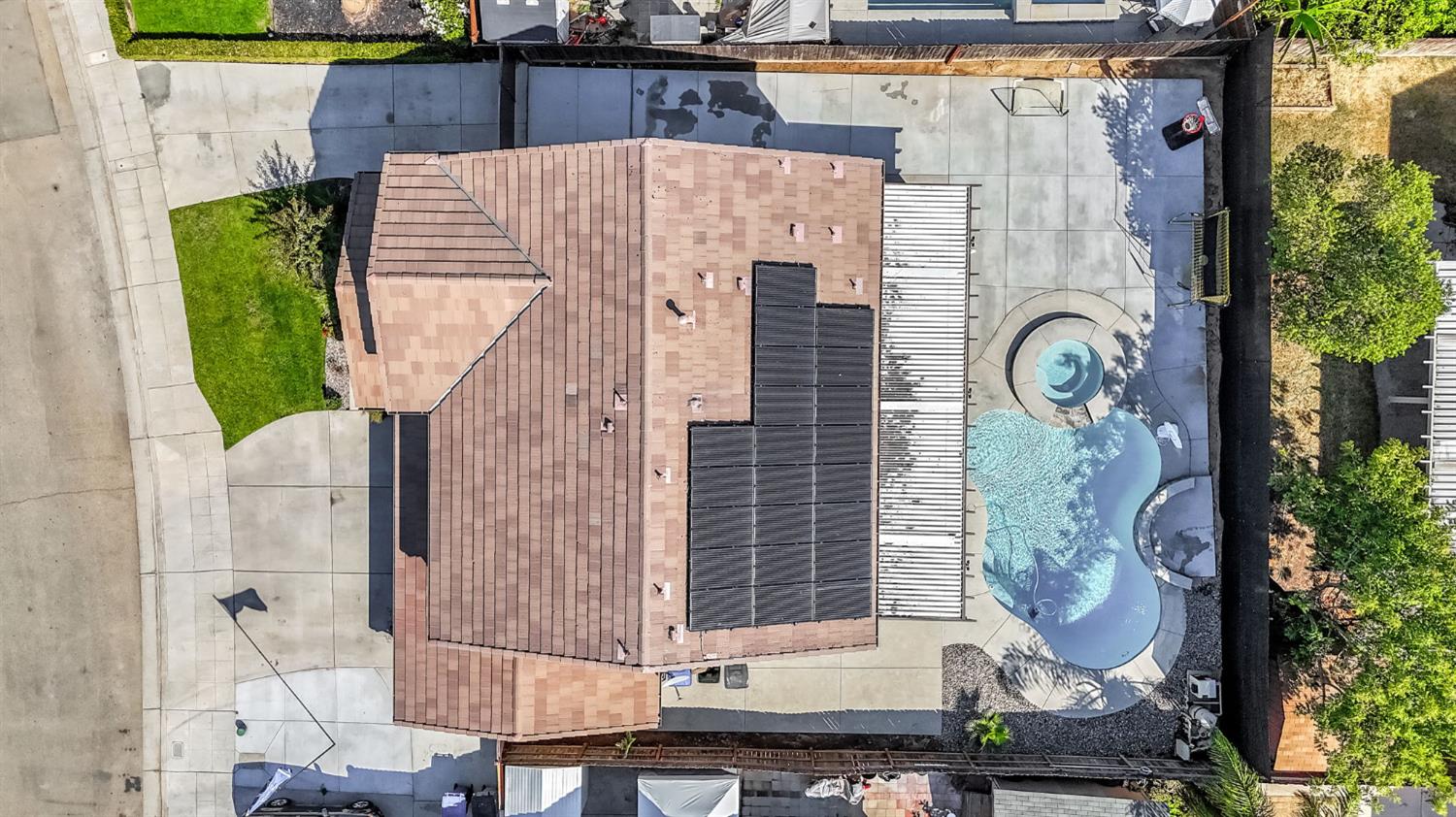 810 S Cypress Ave, Fresno, CA 93727