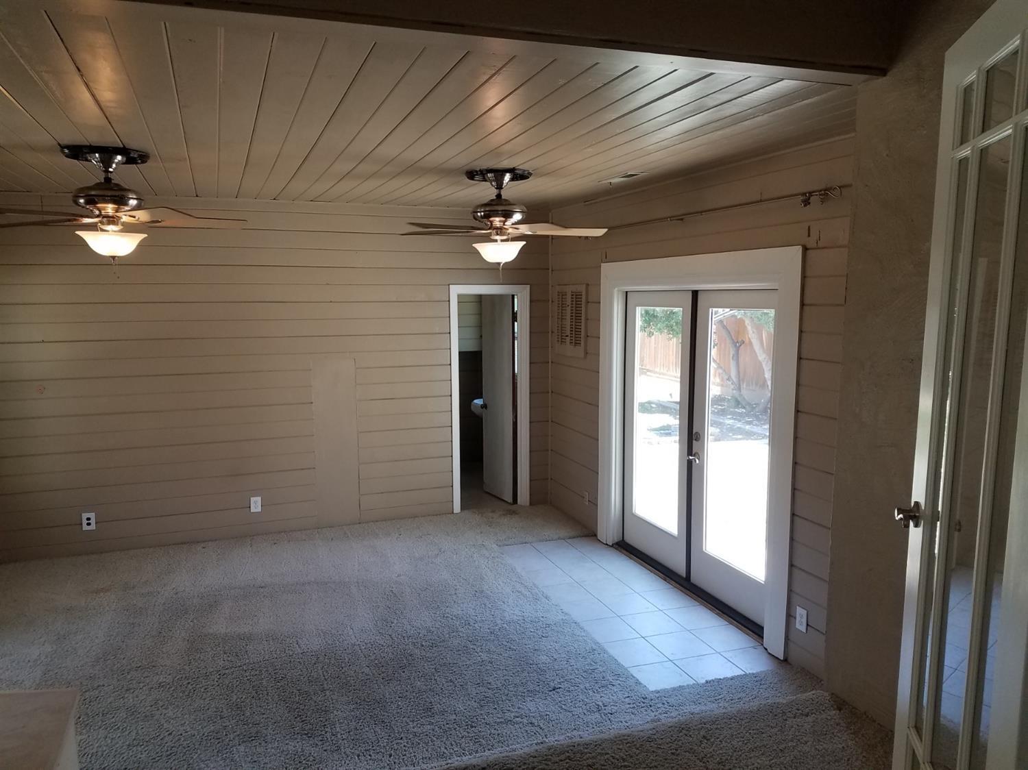 36 E Cortland Ave, Fresno, CA 93704