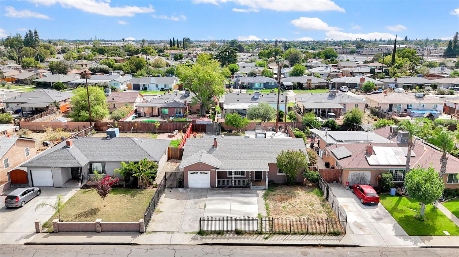 4054 Arden Dr S, Fresno, CA 93703