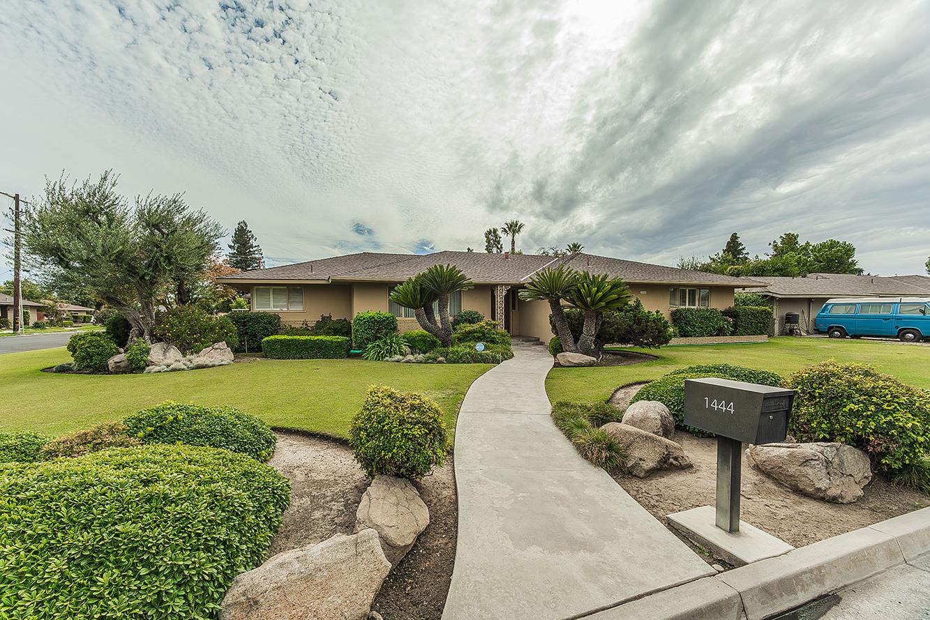 1444 E Swift Ave, Fresno, CA 93704