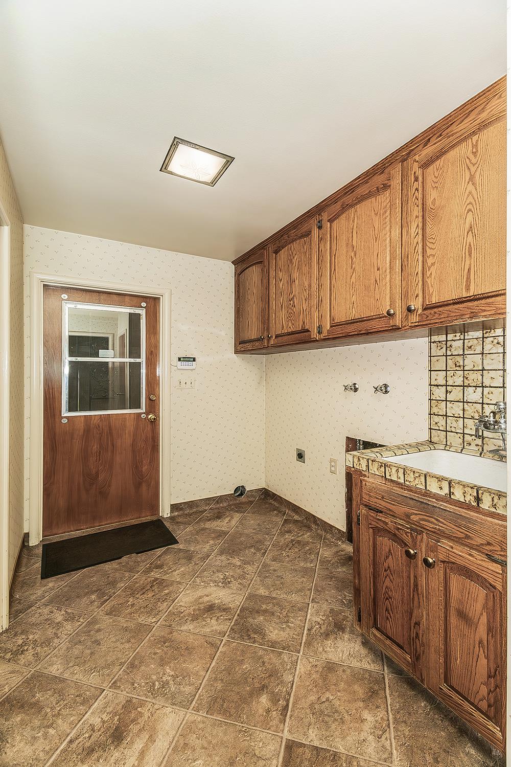 1444 E Swift Ave, Fresno, CA 93704